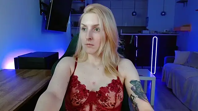 illusorycat online show from March 3, 3:30 pm