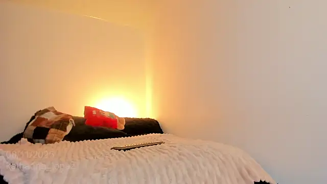 Snapshot of Katharina_Lopez chatting on November 8, 9:18 pm Katharina Lopez online show from November 8, 9:18 pm