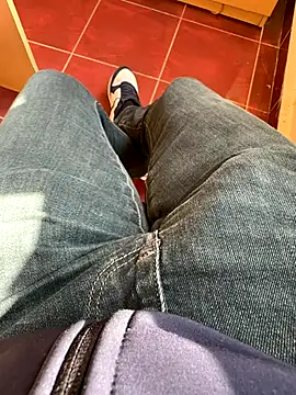 MAHKE12 online show from October 21, 9:52 am