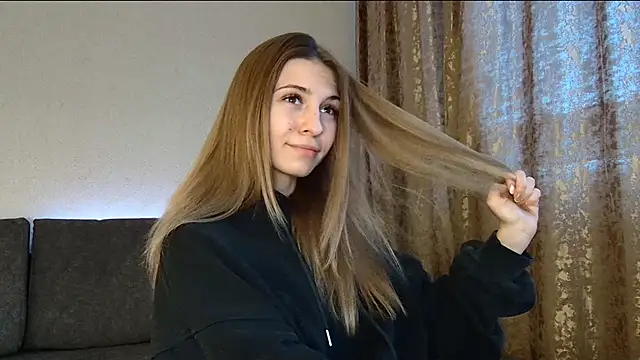 Snapshot of LovelyKatea chatting on February 24, 12:16 pm LovelyKatea online show from February 24, 12:16 pm