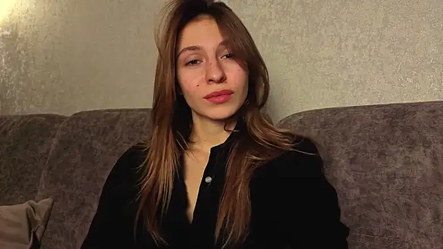 LovelyKatea online show from December 20, 11:57 am