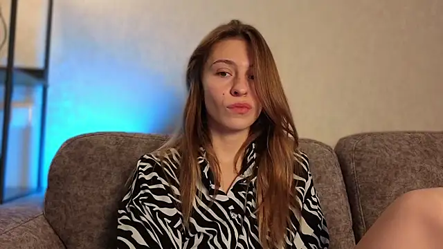 Snapshot of LovelyKatea chatting on November 8, 1:36 pm LovelyKatea online show from November 8, 1:36 pm