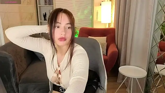 MilanaSugar online show from April 2, 2:46 pm