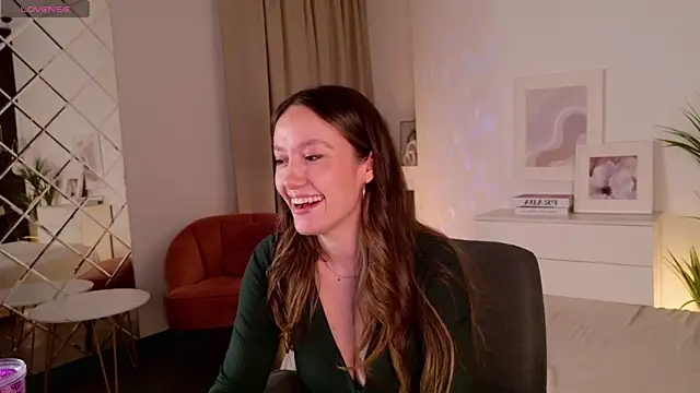 AgnesGoddess online show from May 7, 11:30 pm