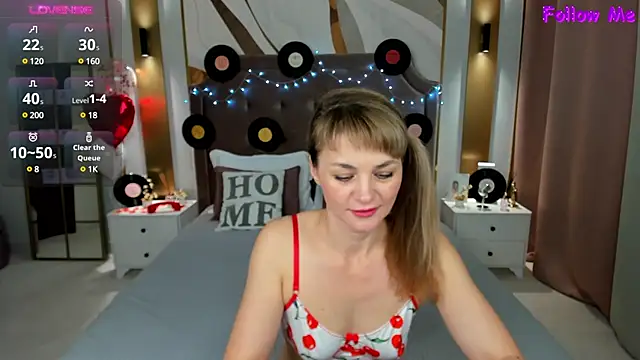 annasimonsj online show from March 12, 1:03 am