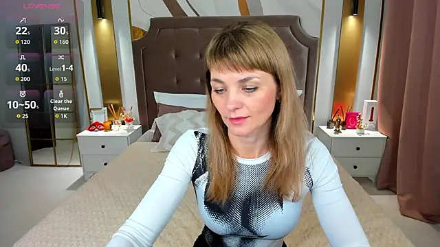 annasimonsj online show from April 19, 1:06 am