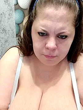 Ginabig online show from March 10, 6:28 am