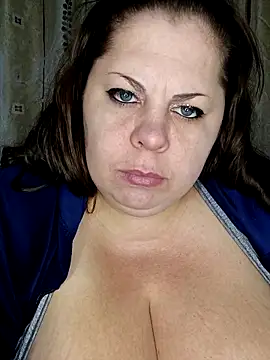 Snapshot of Ginabig chatting on November 29, 8:03 am Ginabig online show from November 29, 8:03 am