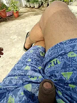 bigbonercoming online show from April 18, 3:09 am