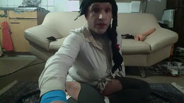 Sissy naomi online show from November 28, 5:57 pm