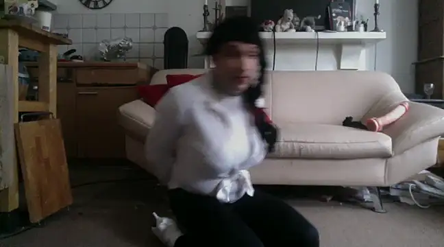 Sissy naomi online show from December 10, 9:55 am