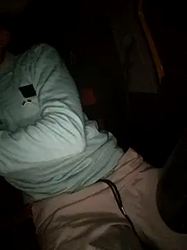 utoopia777 online show from March 13, 10:37 pm