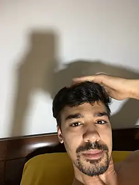 Hermanooooooo online show from May 11, 1:45 pm