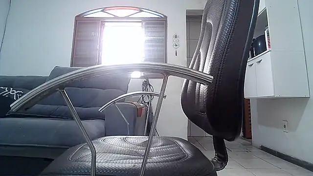 CherrylBee2022 online show from September 26, 1:40 pm