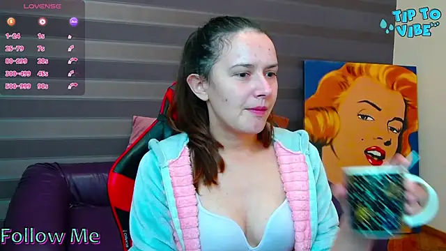 iris nikhols online show from September 27, 12:39 am