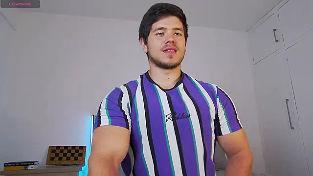 Arilas  online show from April 7, 7:43 am