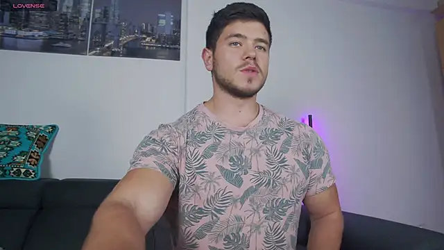 Arilas  online show from November 14, 2:21 pm