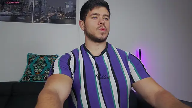 Arilas  online show from November 16, 8:08 am