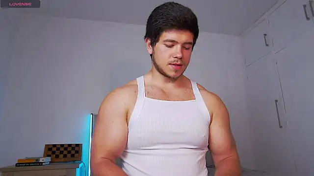 Arilas  online show from April 9, 6:15 am