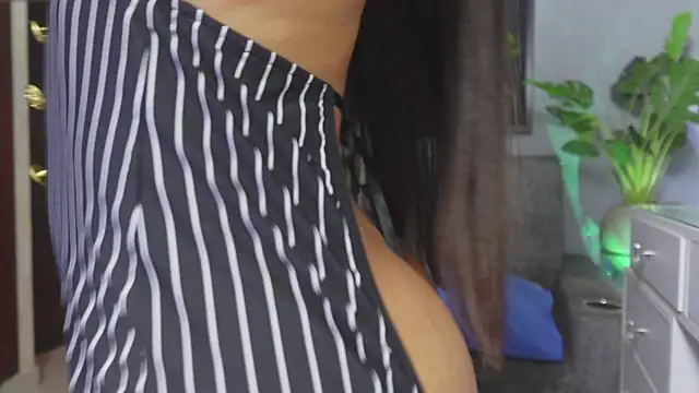 Snapshot of Catalina-sexy chatting on June 21, 3:56 am Catalina-sexy online show from June 21, 3:56 am