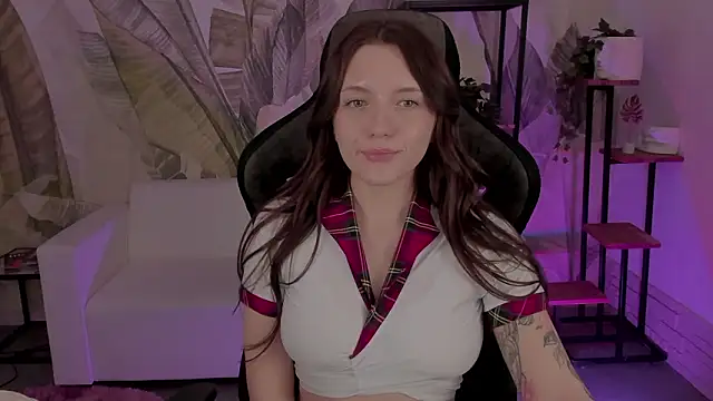 JennyDens online show from February 7, 1:52 pm