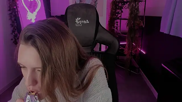 JennyDens online show from September 30, 3:18 pm