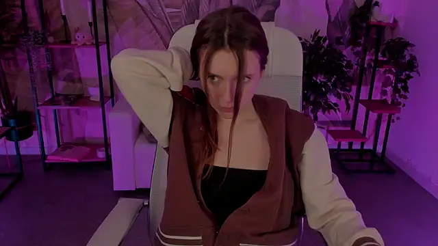 JennyDens online show from March 20, 8:42 am