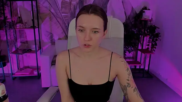 JennyDens online show from February 22, 8:40 am