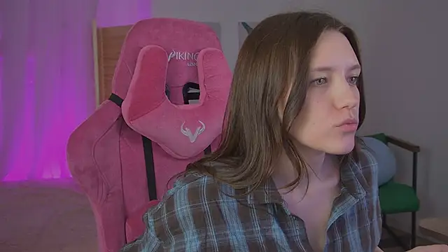 JennyDens online show from April 14, 4:12 pm