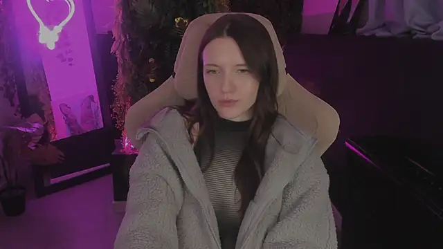 JennyDens online show from February 12, 3:56 pm