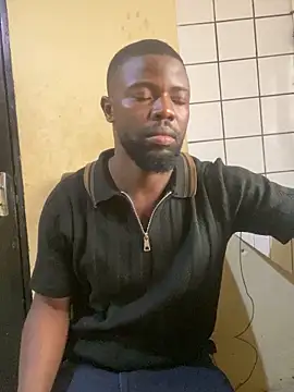 Snapshot of vannycov chatting on November 15, 12:20 pm vannycov online show from November 15, 12:20 pm