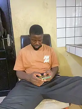 Snapshot of vannycov chatting on November 21, 8:02 am vannycov online show from November 21, 8:02 am