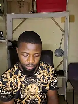 Snapshot of vannycov chatting on February 17, 10:51 pm vannycov online show from February 17, 10:51 pm