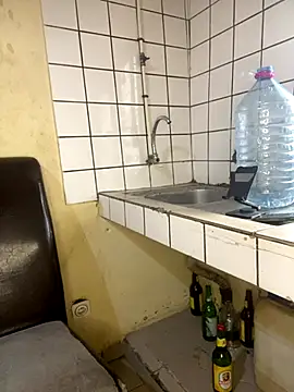 Snapshot of vannycov chatting on November 16, 7:13 am vannycov online show from November 16, 7:13 am