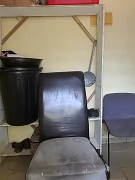 Snapshot of vannycov chatting on February 1, 11:41 am vannycov online show from February 1, 11:41 am