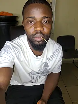 Snapshot of vannycov chatting on February 9, 7:01 pm vannycov online show from February 9, 7:01 pm