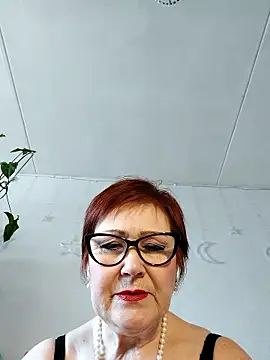 Snapshot of Fire_Night chatting on January 12, 8:54 am Fire Night online show from January 12, 8:54 am