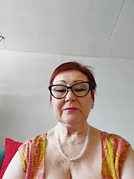 Snapshot of Fire_Night chatting on February 25, 7:41 am Fire Night online show from February 25, 7:41 am