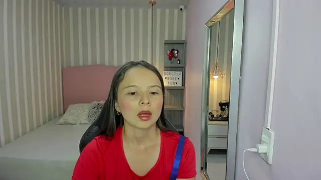 LORELAIGIVEN online show from October 8, 12:28 pm