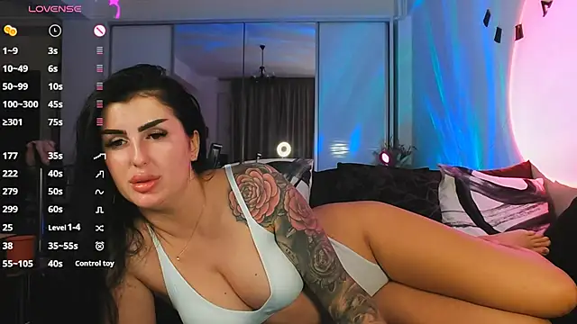 MichelleSwanX online show from October 12, 9:05 pm