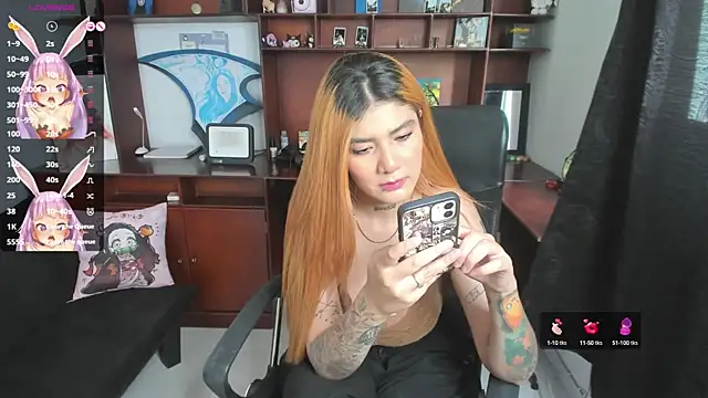 evelyx69x online show from September 19, 5:06 pm