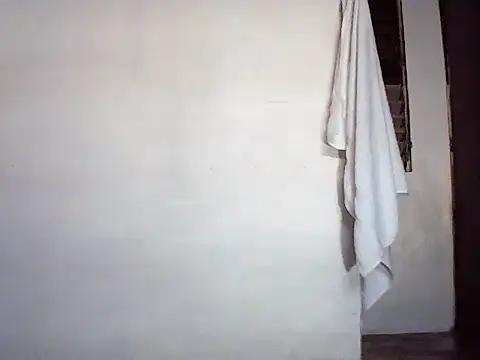 Snapshot of mooncakebunnyx chatting on October 2, 1:42 am mooncakebunnyx online show from October 2, 1:42 am