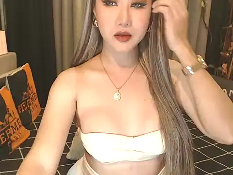 JustForCassie online show from May 23, 3:16 am