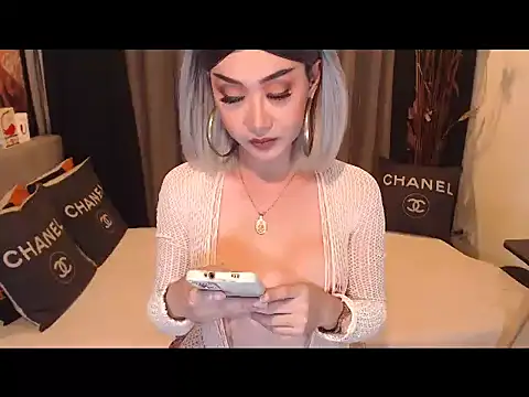 JustForCassie online show from September 19, 3:16 pm