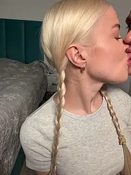 Bad Hot Teacher online show from April 5, 6:47 pm