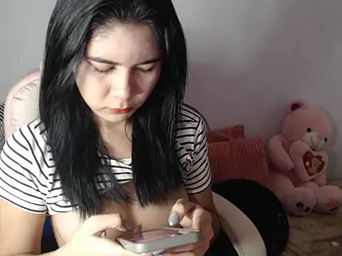 TransPetite1 online show from February 2, 1:59 am