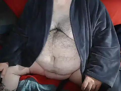 onkelgrau65 online show from October 31, 6:04 pm