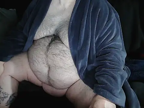 onkelgrau65 online show from December 2, 8:32 pm