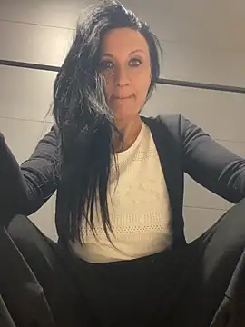 Luna-77 online show from February 9, 3:04 am