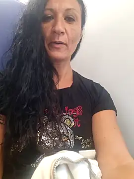 Snapshot of Luna-77 chatting on September 14, 9:53 am Luna-77 online show from September 14, 9:53 am